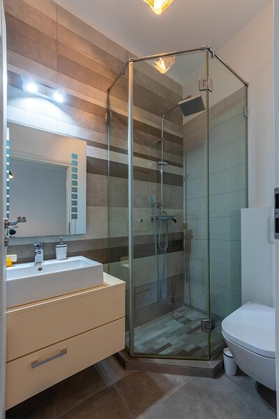 Banu Manta, Primaria sector 1, 156mp firma+ locuinta